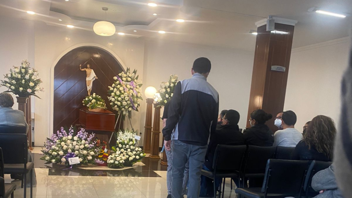 El velorio de Alexandra Duque se realiza en el norte de Quito