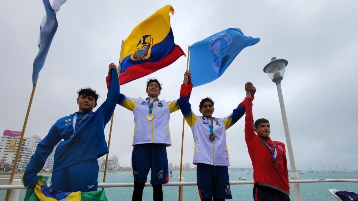 Juan Aguirre (c) y Mario Granizo (d), consiguieron las primeras medallas para Ecuador en la Copa del Pacífico 2022.