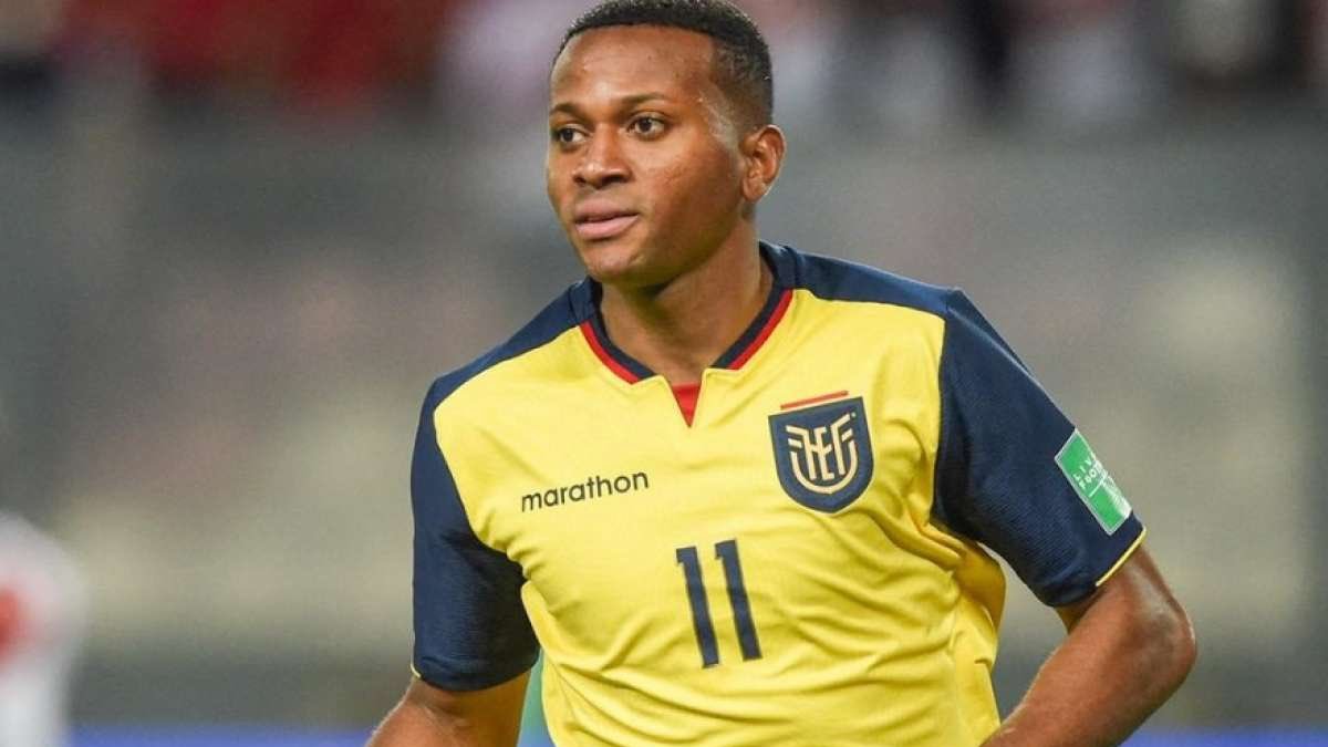 Michael Estrada, seleccionado nacional, no ve titulardad con el DC. United de la MLS.