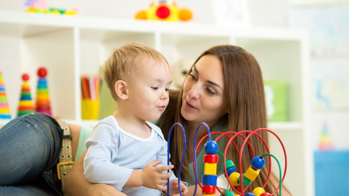 El rol de la madre es fundamental para el desarrollo verbal del niño