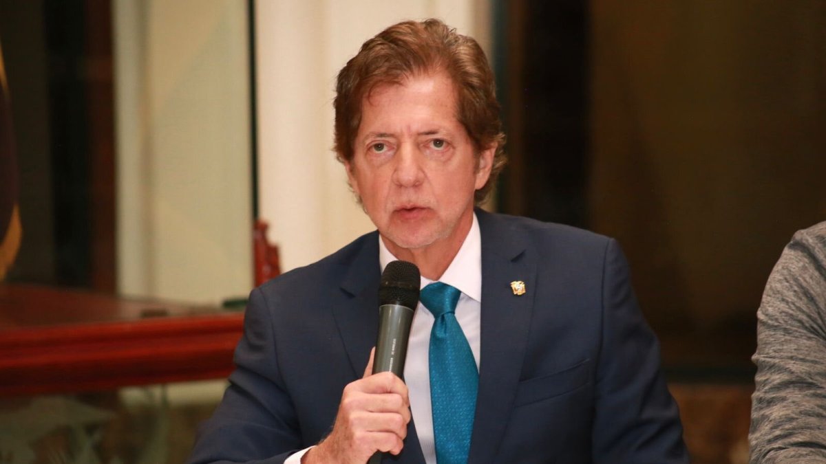 El presidente del directorio del IESS, Alfredo Ortega, participó del Gabinete Sectorial de Salud.