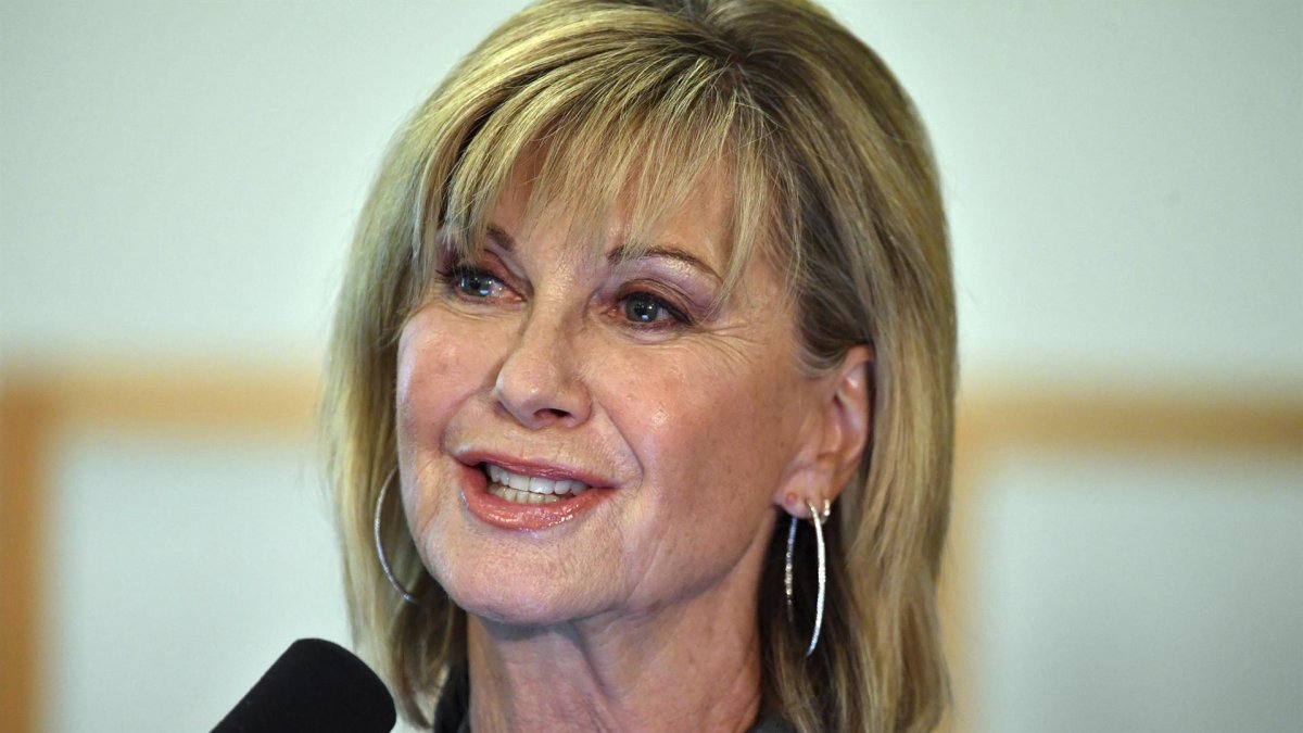 La cantante y actriz Olivia Newton-John