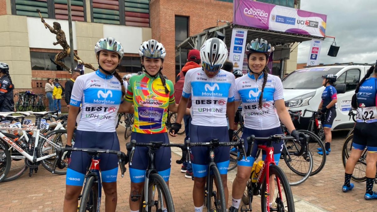 Vivar (segunda desde la izquierda) continúa con el maillot de mejor extranjera entre 138 ciclistas.