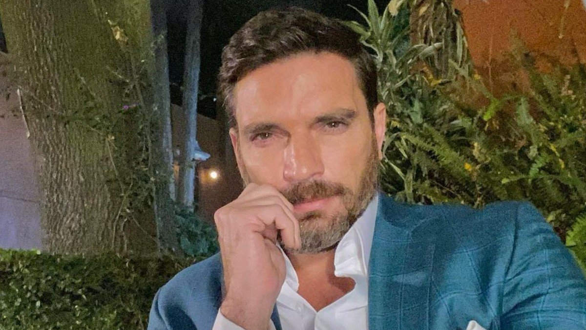 Julián ha intervenido en telenovelas que han sido vistas en Ecuador.