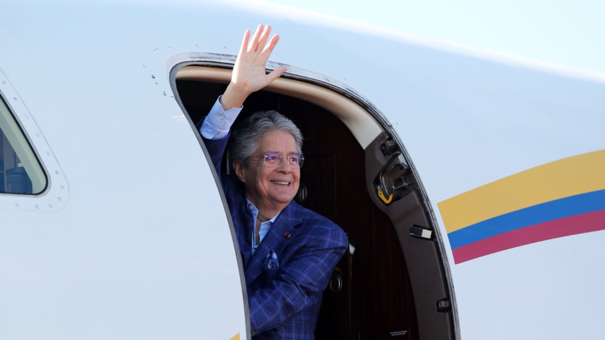 Del 16 al 21 de agosto entregará el cargo al vicepresidente Alfredo Borrero