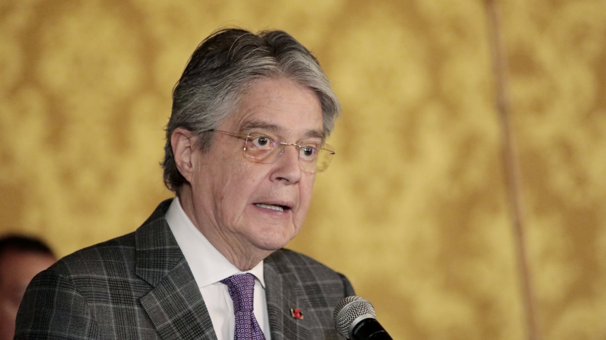 Según el colectivo que impulsa el proceso, Lasso ha incumplido ocho puntos de su plan de Gobierno.