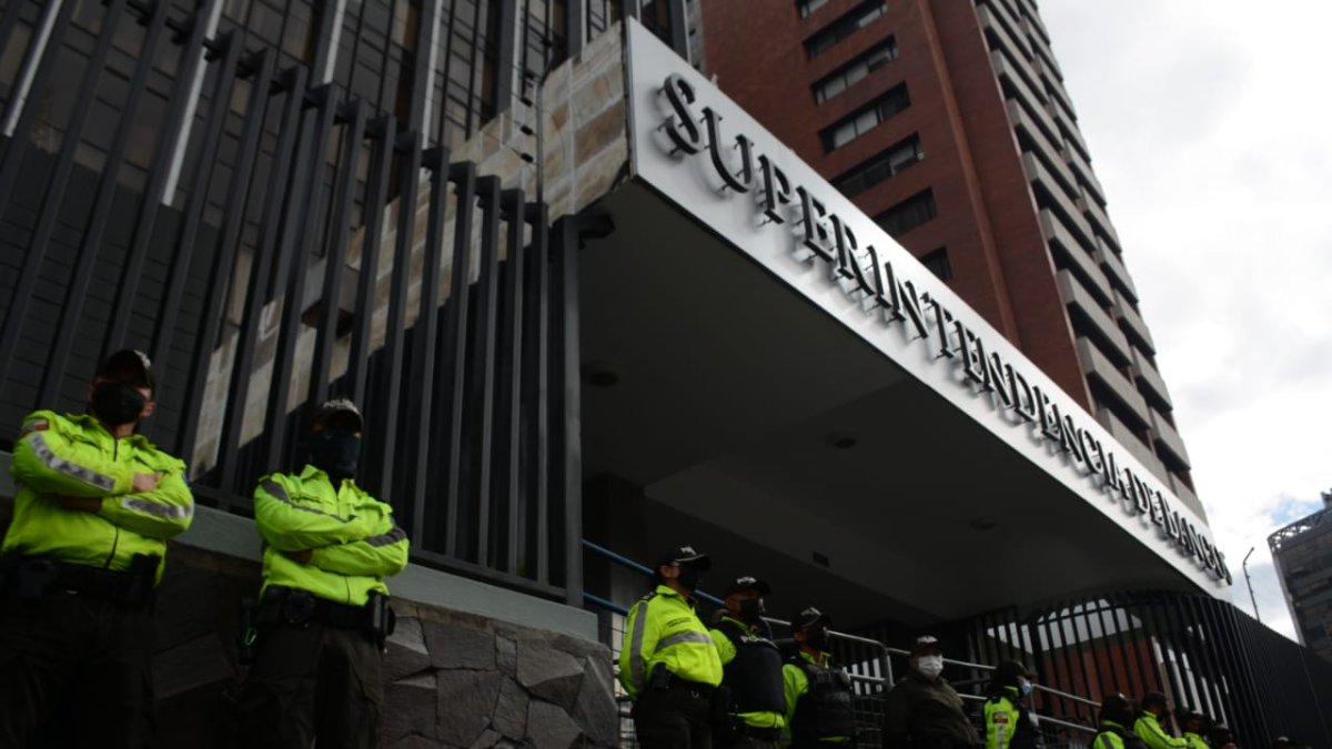 La antesala de la nueva designación como superintendente es la pugna alrededor de Raúl González