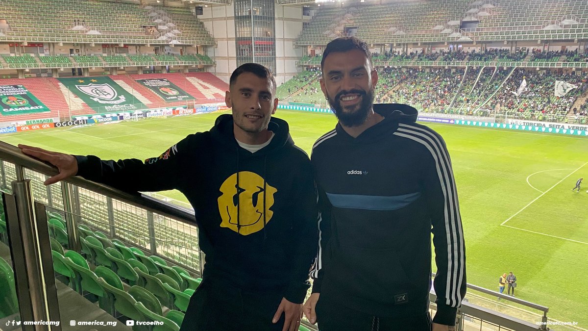 Emmanuel Martínez (i) y Gonzalo Mastriani se juntaron en el América Mineiro, elenco al que pasaron tras dejar Barcelona.