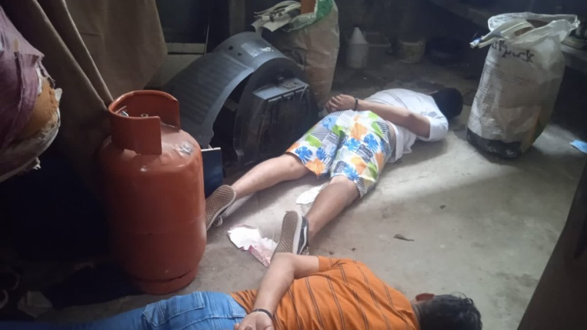 Detienen a dos personas con artefactos explosivos