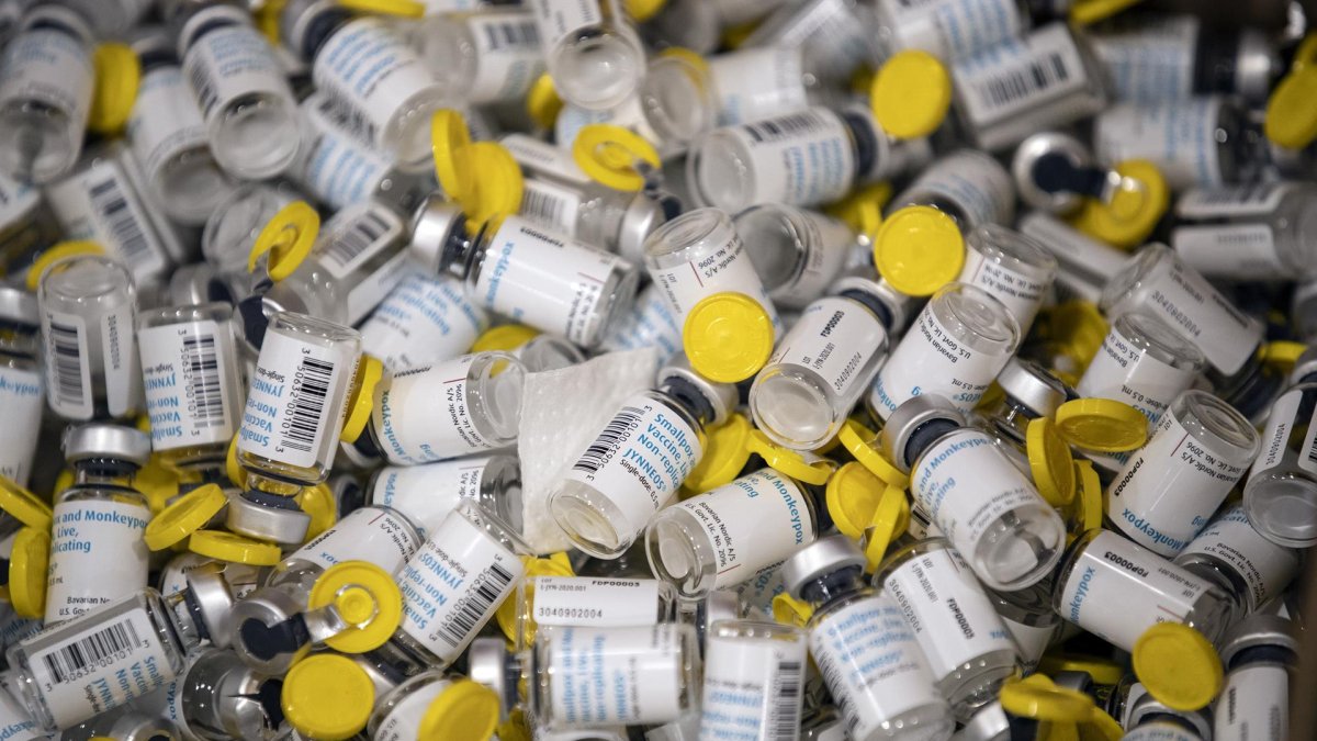 Fotografía de archivo de vacunas contra la viruela.