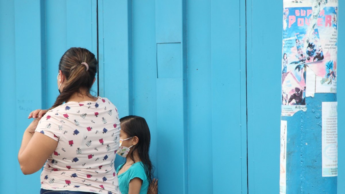 Una madre de familia no recibió información sobre la reanudación de actividades en el plantel.