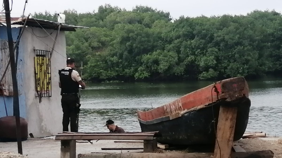 Los cuerpos yacían en el Estero Cobina