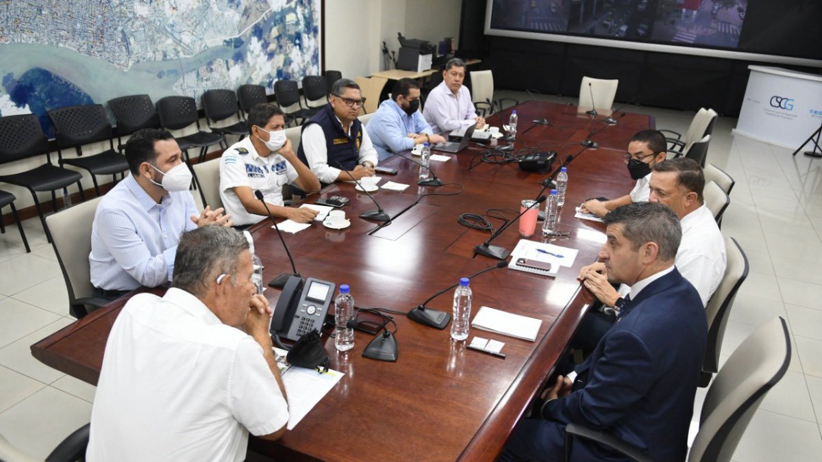 La primera reunión entre los representantes de Guayaquil y Estados Unidos se llevó a cabo ayer.