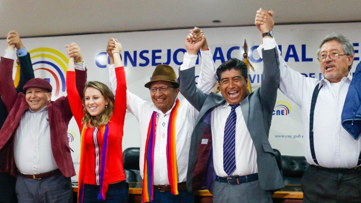 Candidatos. Jorge Yunda junto con sus aliados.