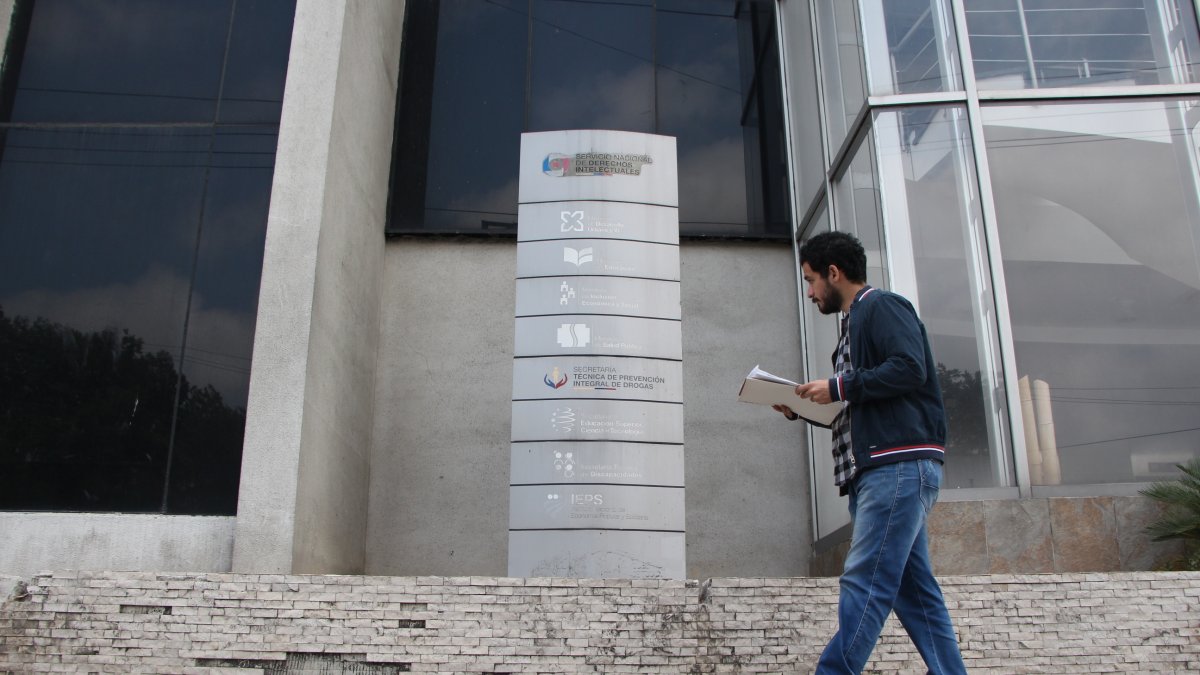 Los jóvenes piden que se refinancie la deuda, a un trato que se ajuste a sus capacidades económicas.