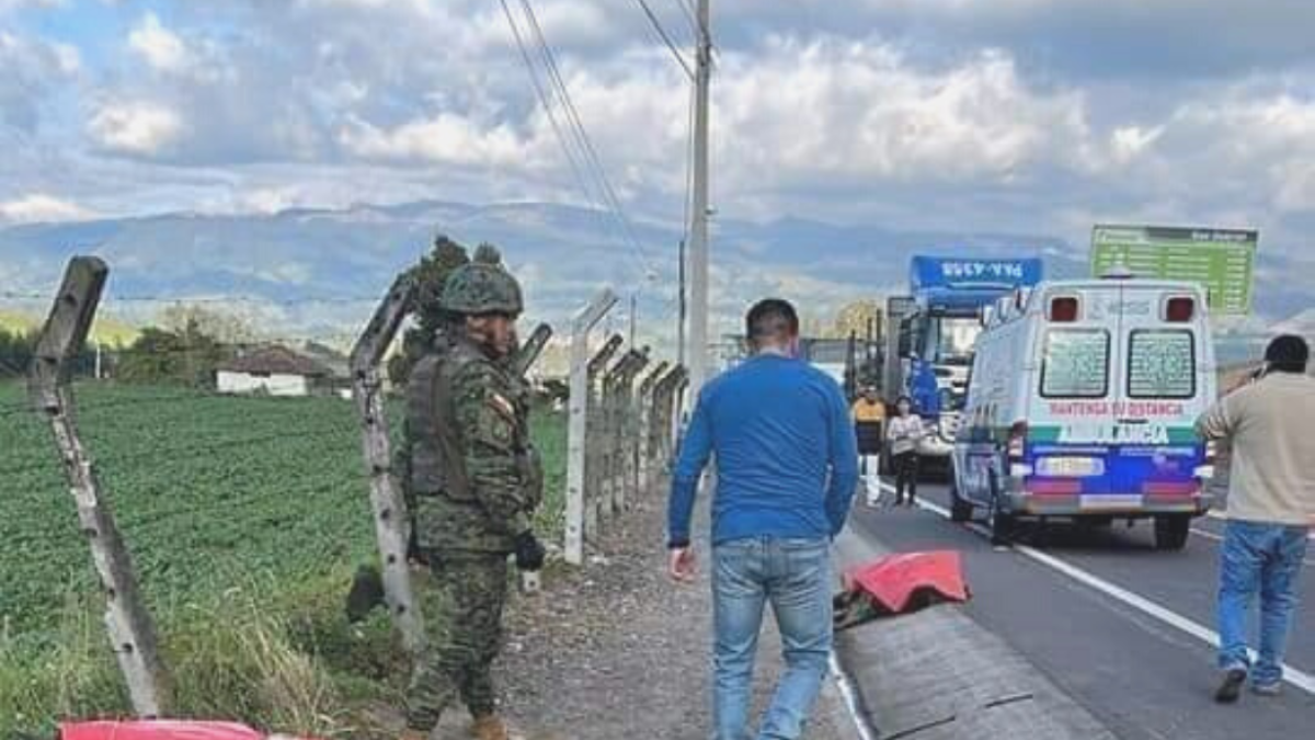 Los militares murieron atropellados.