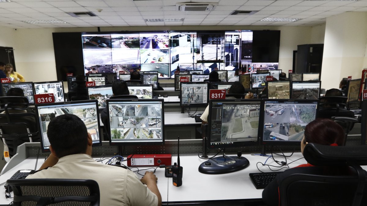  Vigilancia. Según Ministerio de Gobierno aún se debe estudiar la propuesta y será revisada en próximas citas.