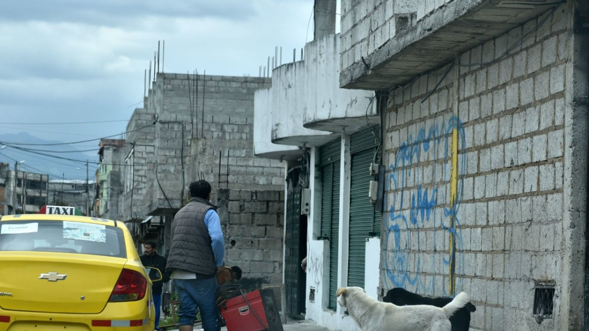 El pánico se apodera de los moradores de sectores que han experimentado atentados con explosivos, quienes temen por su seguridad