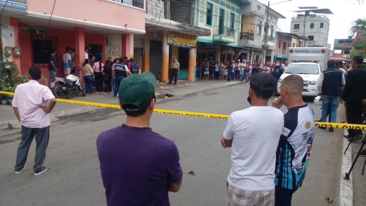 A José Espinoza Rivera lo sorprendieron cuando estaba en su taller.