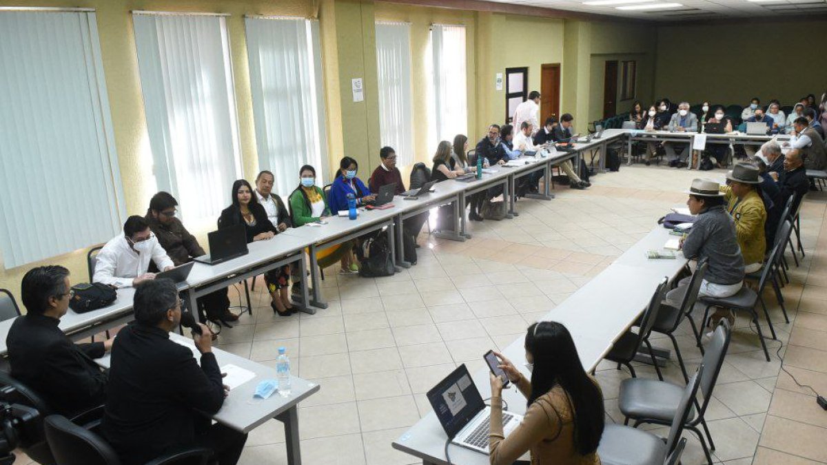 Acto. La mesa de fomento productivo recibió hoy las propuestas que plantea el Gobierno Nacional a los pedidos.