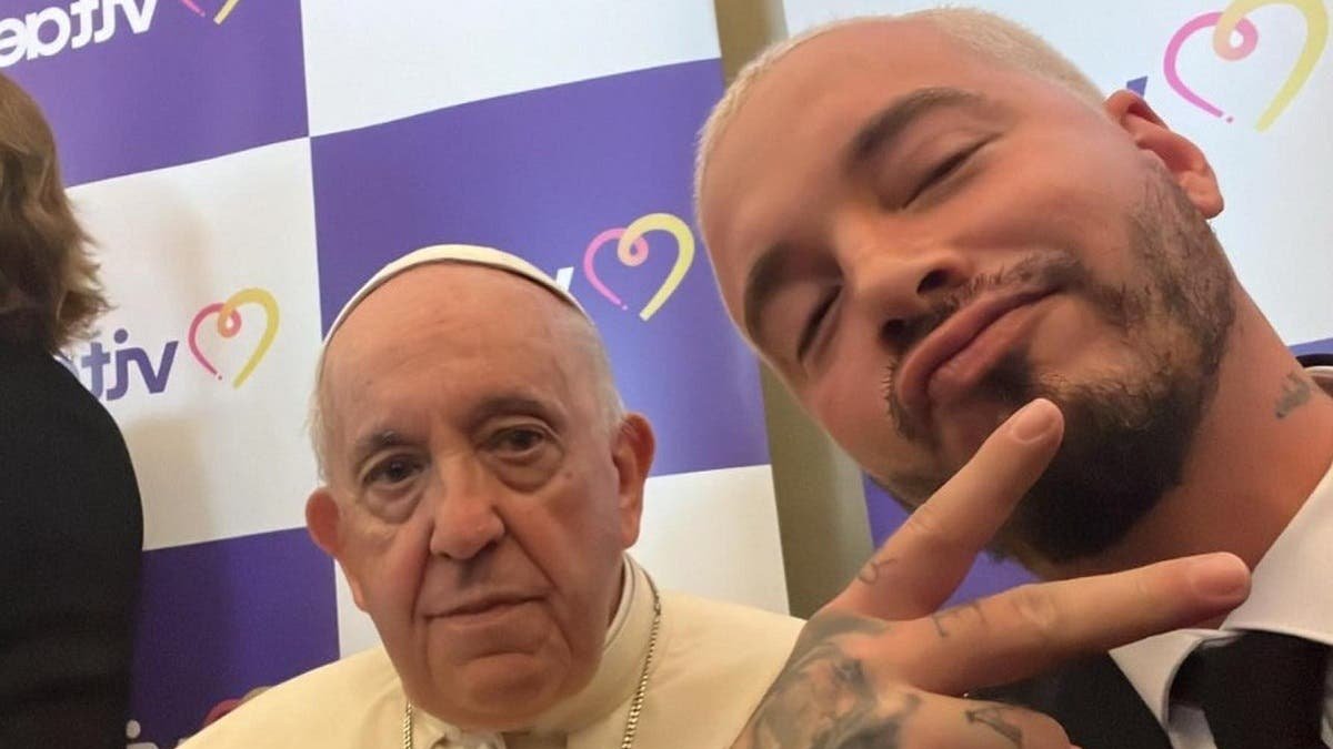 J Balvin se reunió con el papa Francisco tras ser convocado por la Fundación Vitae.