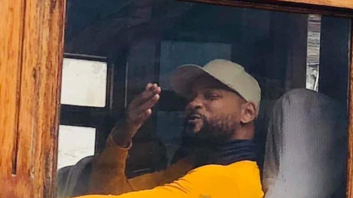 Will Smith en uno de los trenes que conducen a la Nariz del Diablo (Chimborazo).