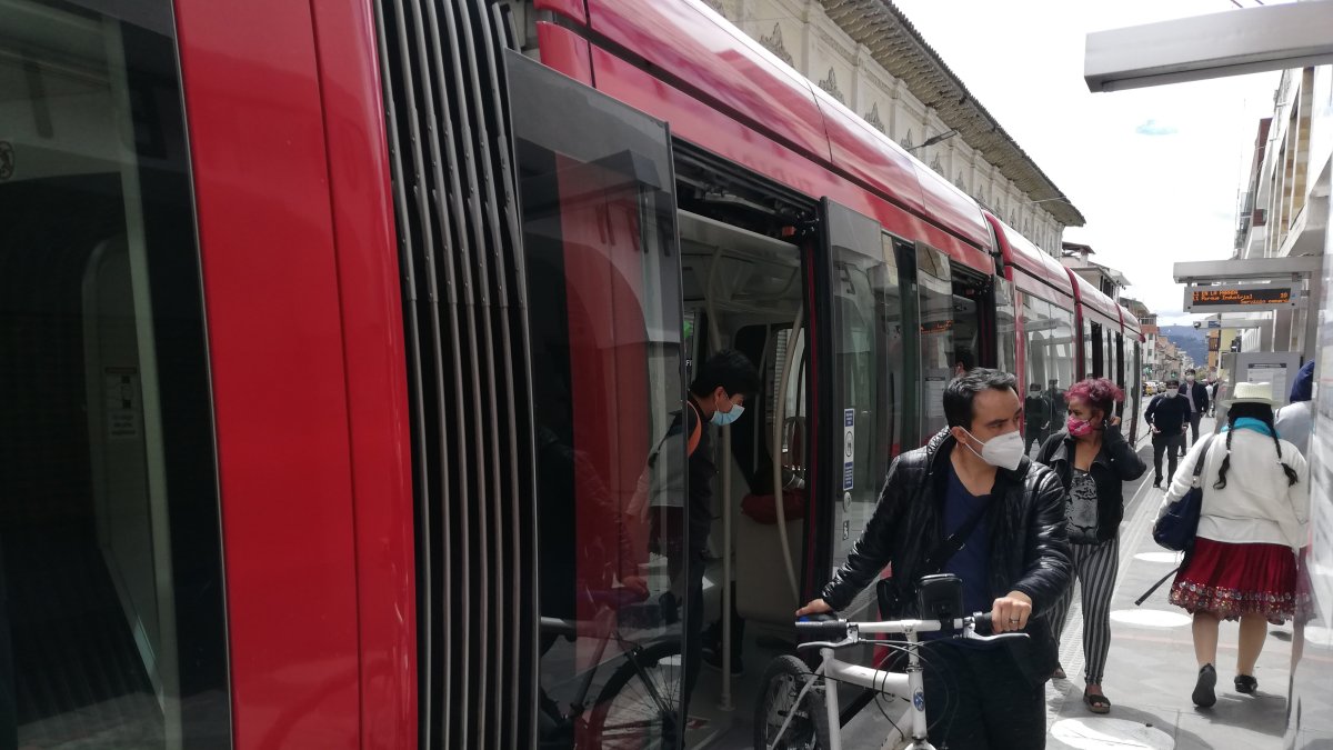 La campaña “educomunicacional” pretende inculcar el respeto a la señalización y uso del Tranvía.