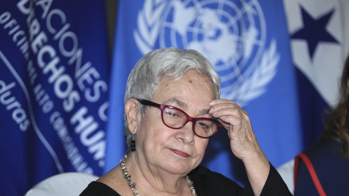 Alda Facio, durante una conferencia de prensa, en Tegucigalpa