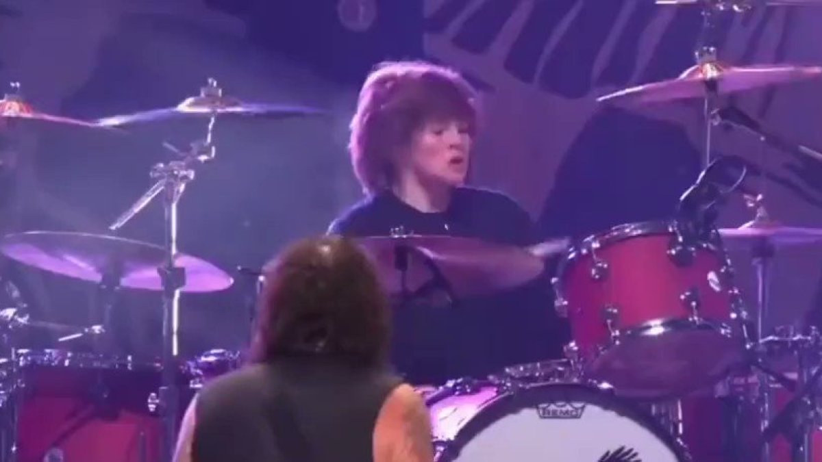 Hijo de Taylor Hawkins