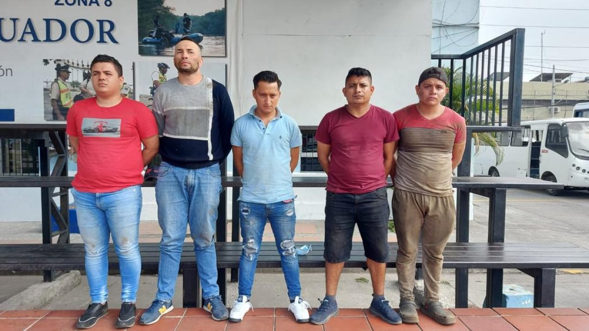 Captura. El pasado sábado se detuvo a cinco personas tras detectar el traslado del alcaloide por el sur de Guayaquil.