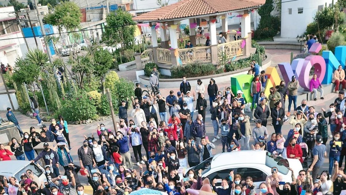 Sujin Kim mejor conocida como Chingu Amiga o Soojinicoreana, es una youtuber, maestra de coreano y tiktoker