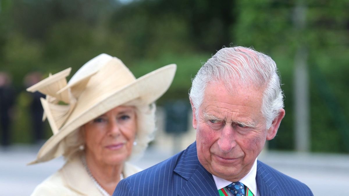 El Príncipe Carlos tomará el destino de la monarquía británica.