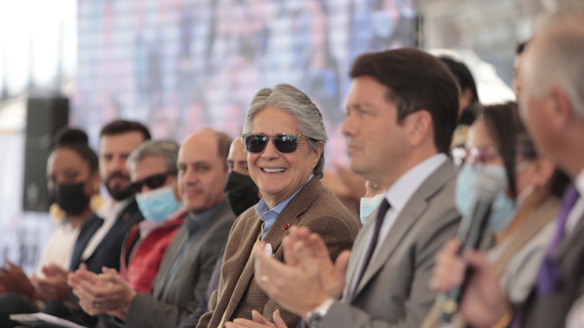 Ni el presidente Lasso ni sus ministros de Estado han detallado más información de la consulta popular.