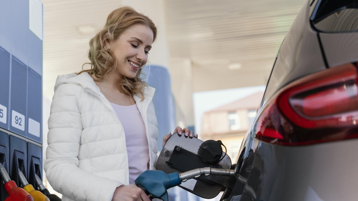 El precio actual de la gasolina súper es de USD 5,13 por galón a partir del 12 de agosto hasta el 11 de septiembre.