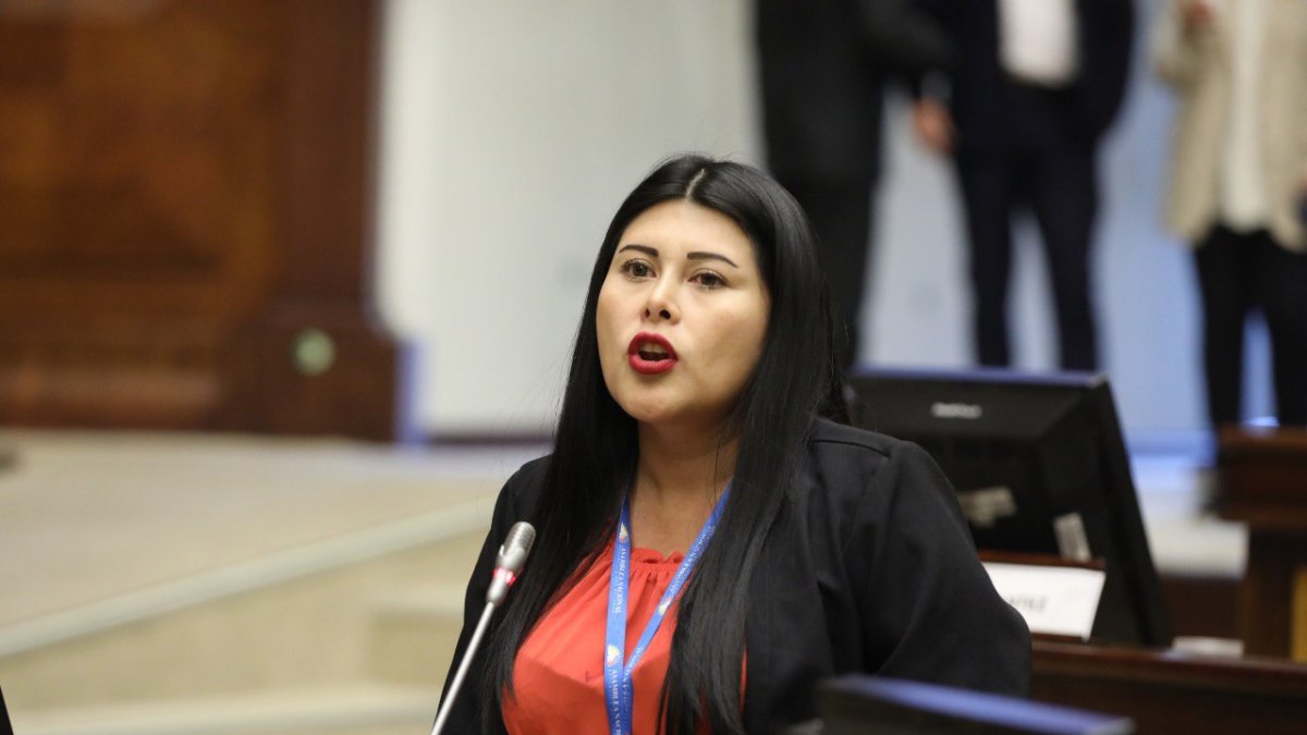 María Aquino llegó a la Asamblea con el PSC, se declaró independiente y ahora será candidata por el correísmo.