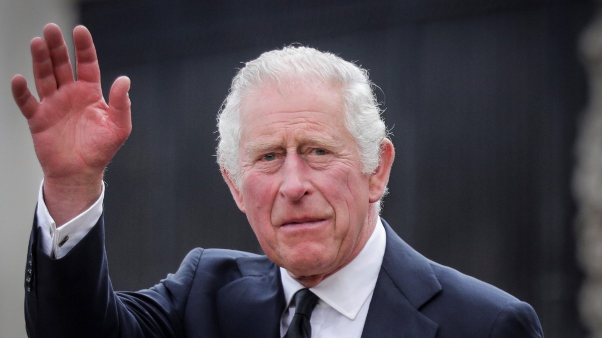 El soberano británico de 73 años.