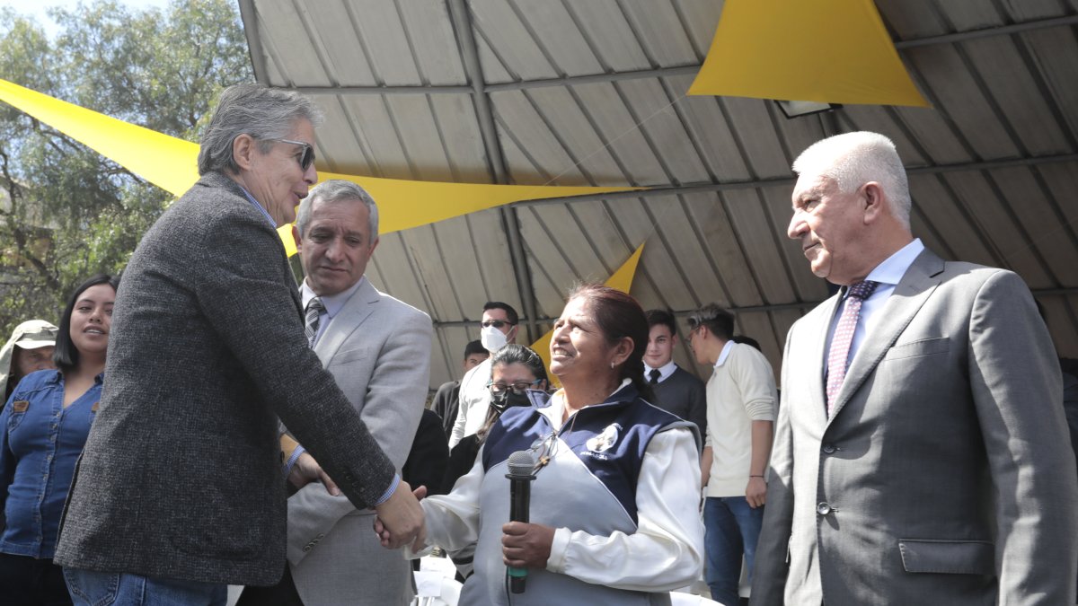 El 12 de septiembre de 2022, el presidente Lasso presentó la propuesta de la consulta popular.