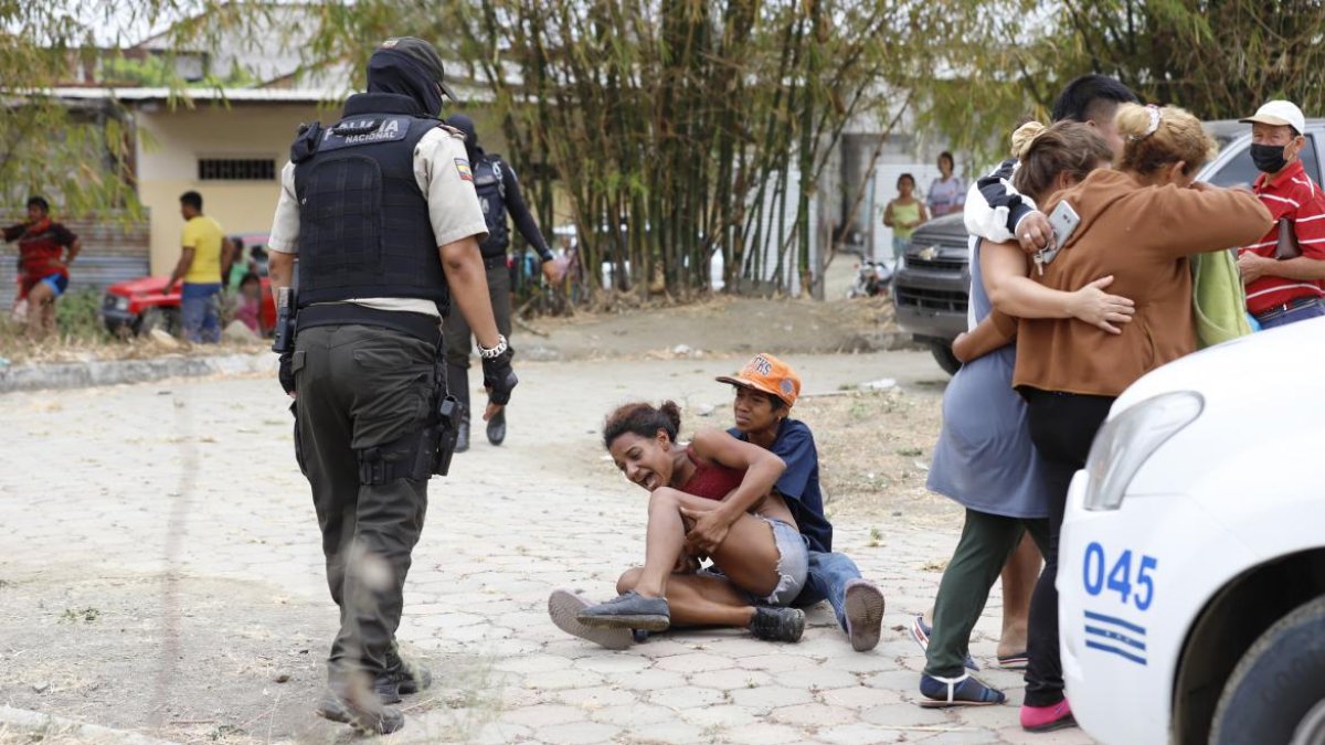 Escenas de dolor se vivieron tras el levantamiento del cadáver.