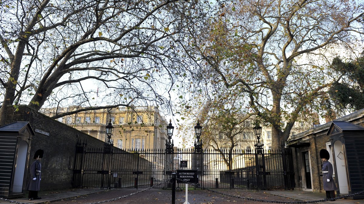 Exterior de Clarence House, hasta ahora la residencia oficial del príncipe Carlos de Inglaterra, en el centro de Londres.
