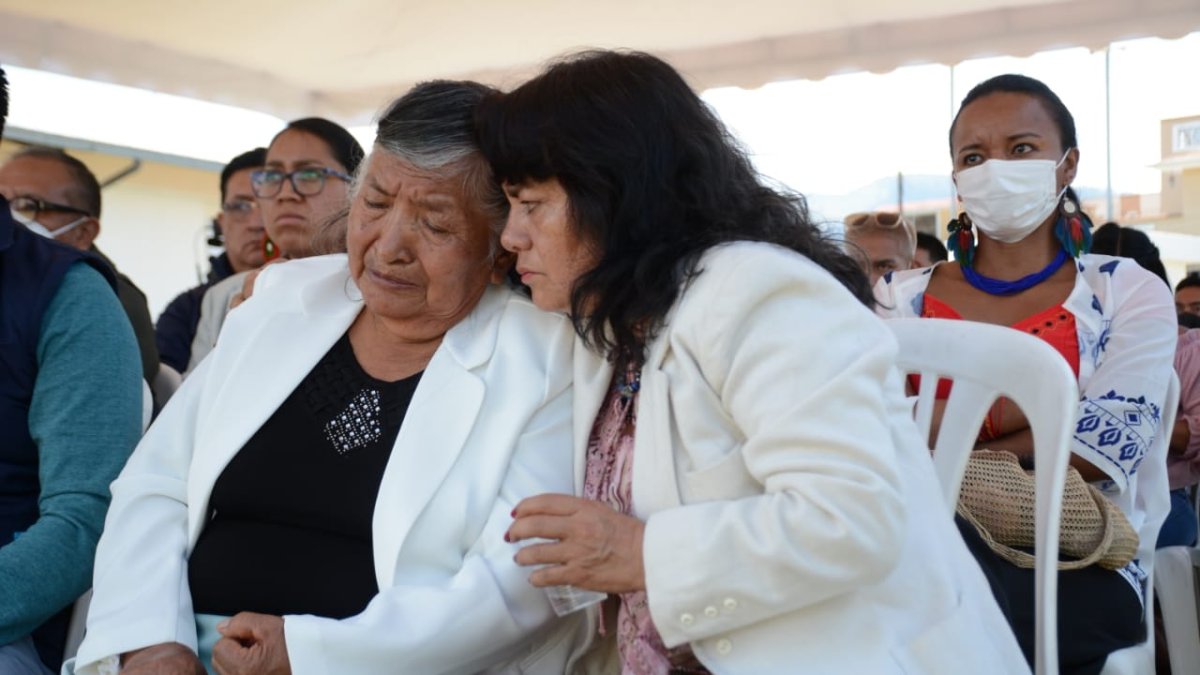 La hermana y madre del joven exigieron que se debe continuar con su búsqueda.