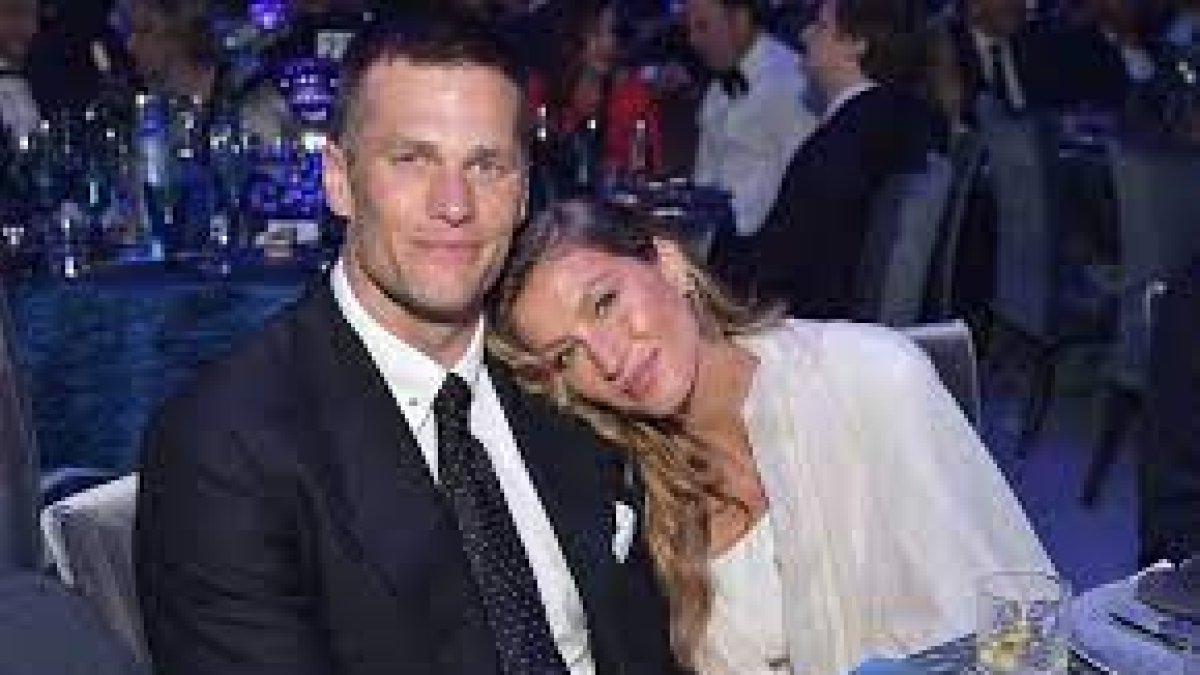 La pareja que se casó en 2009 tiene dos hijos: Benjamin y Vivian.