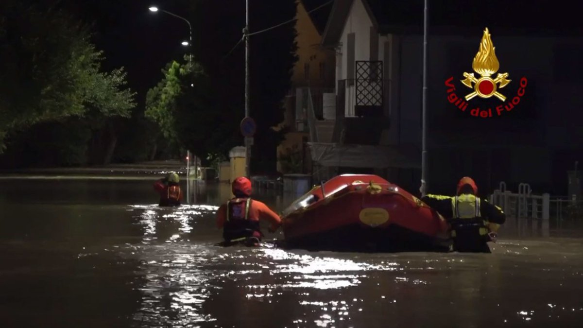 Inundaciones por el fuerte temporal de lluvia en el centro de Italia. /VIGILI DEL FUOCO