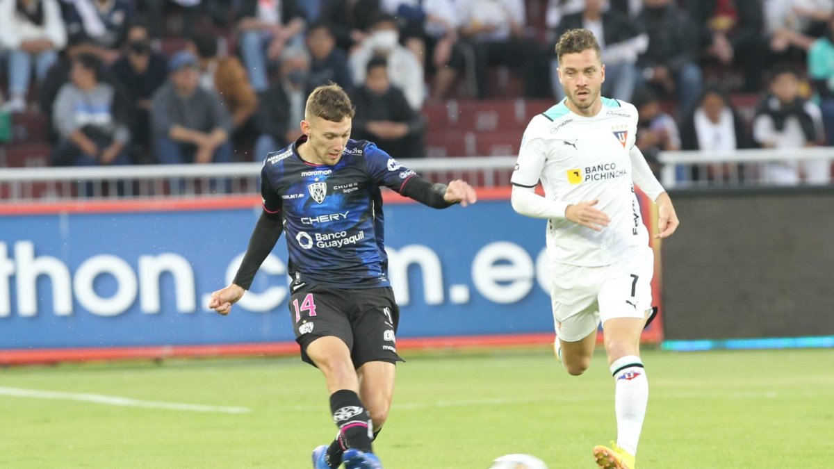 Liga de Quito e Independiente del Valle dividieron honores en el estadio Rodrigo Paz Delgado.