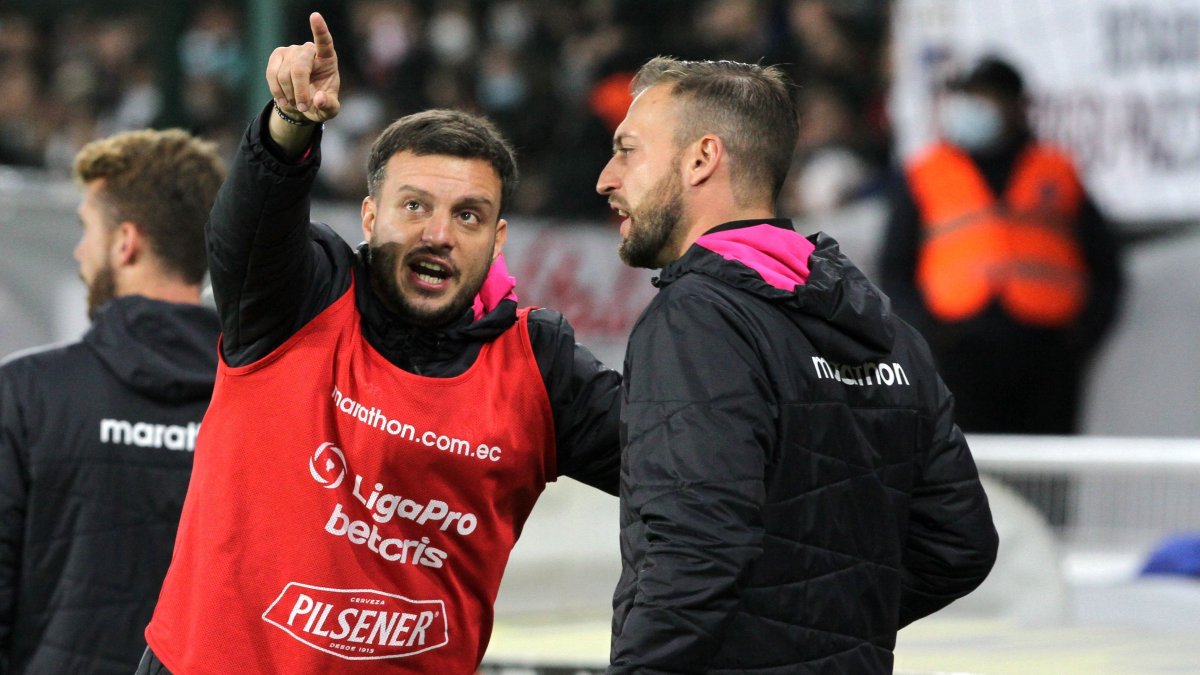 Martín Anselmi aspira a llegar a la final de LigaPro. Ya está en la de Copa Sudamericana y muy cerca de Copa Ecuador.
