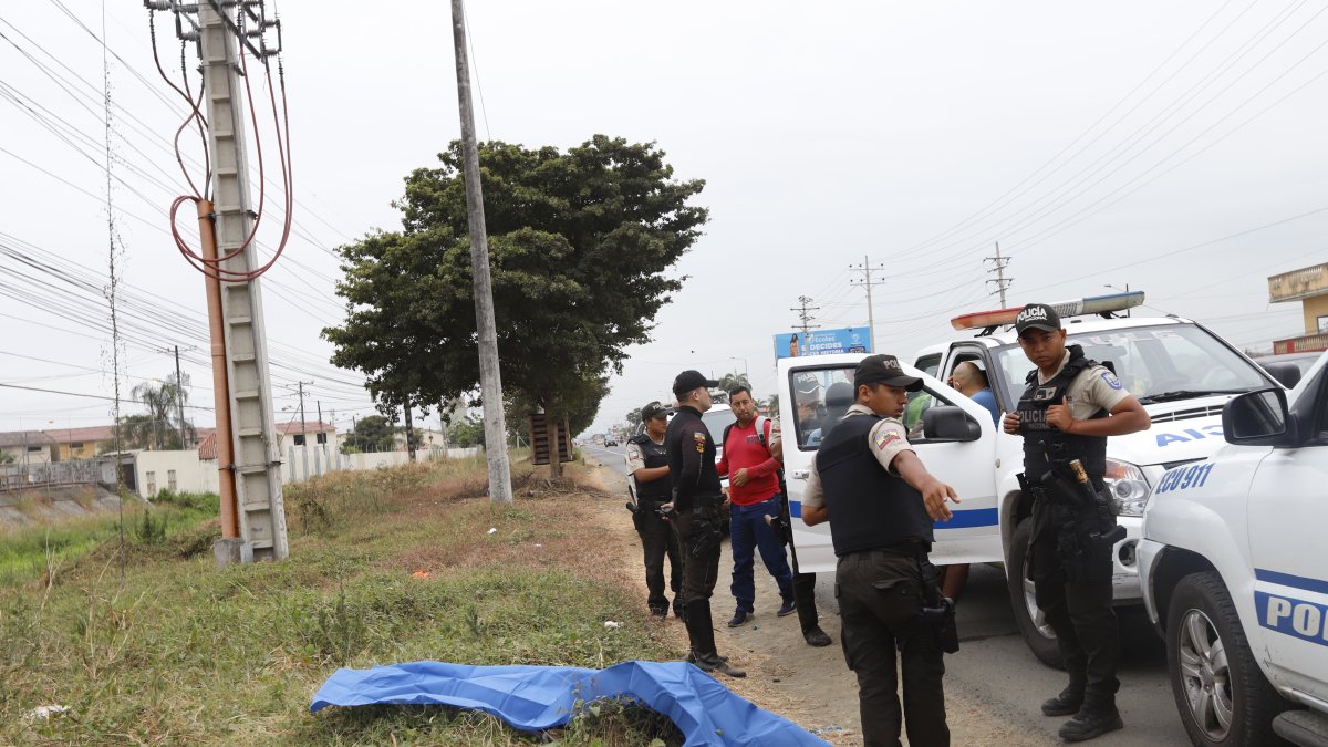 Suceso. El cadáver se encontraba tirado a un costado de la vía Salitre.
