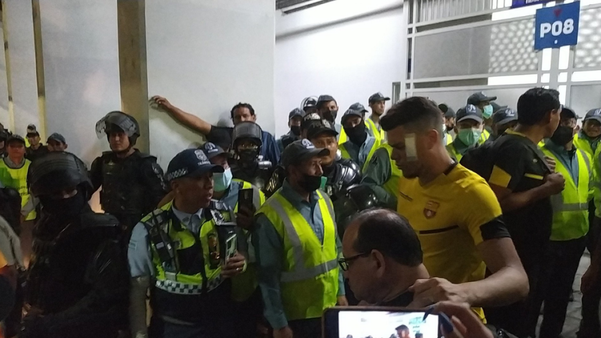 Salida del equipo de Barcelona.