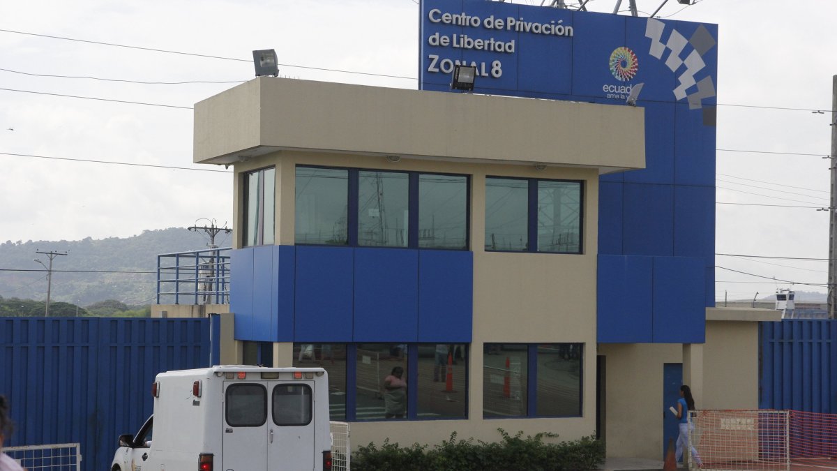 Imagen referencial de la fachada de la Cárcel Regional Guayas, en el noroeste de Guayaquil.