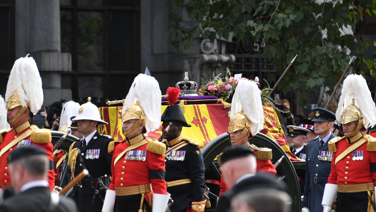 Durante el funeral de Isabel II