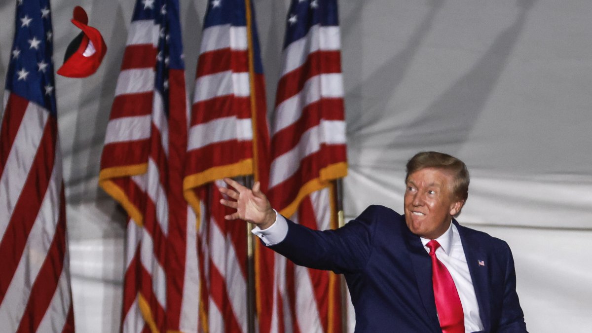 El expresidente de Estados Unidos, Donald Trump, considera que esto es una campaña política orquestada en su contra.