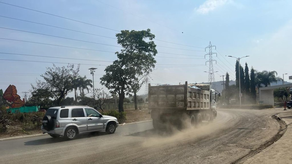 Problema. Las calles de la zona se encuentran llenas de polvo.